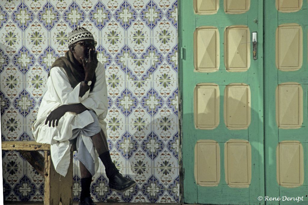 a-gens-Senegal-2004-12-204