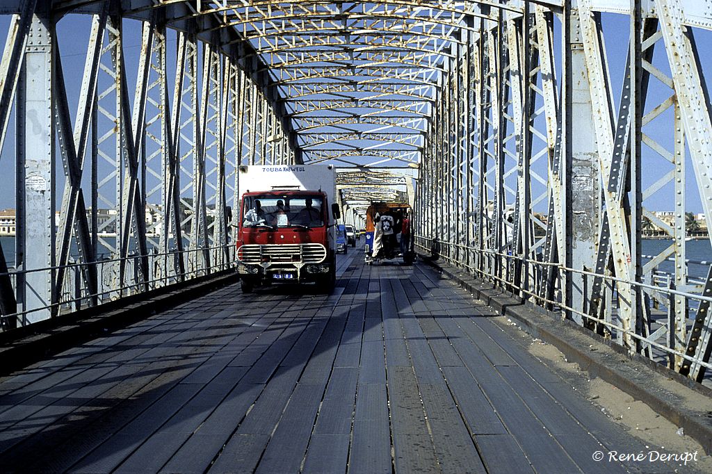 b-St-louis-Senegal-2004-12-133